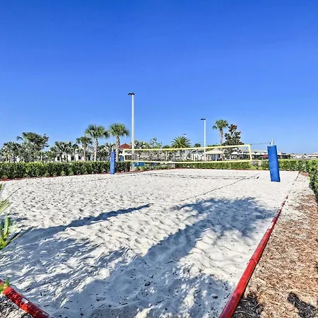 Resort Hideaway About 6 Miles To Walt Disney World!